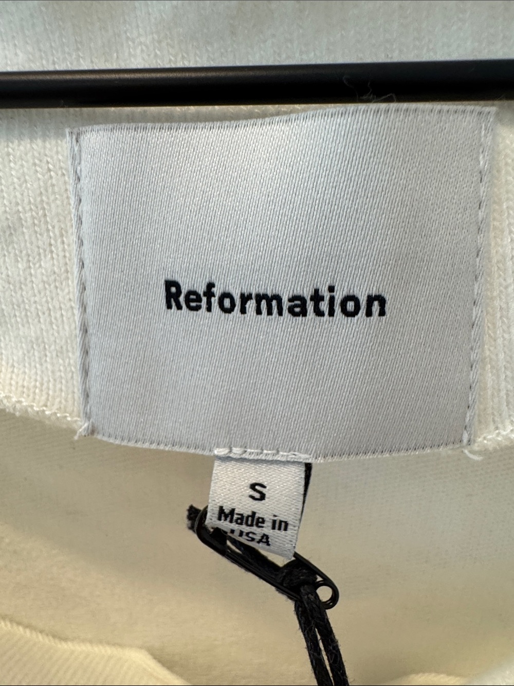 Reformation Off-Shoulder Ruched Cream Top - Picture 4 of 7